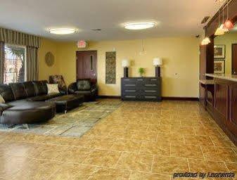 Western 3* Lafayette